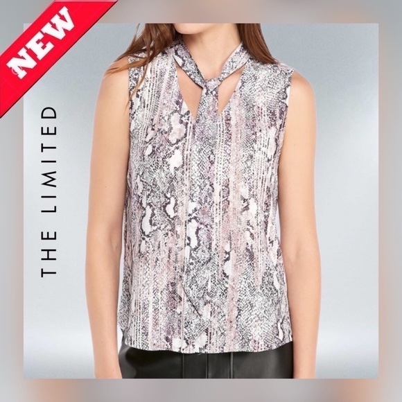 👚🆕 The Limited || Lavender Serpent Sleeveless Button-Up - Picture 1 of 9